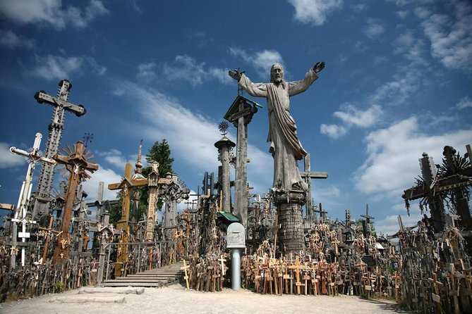 5,5 Hour Small Group Tour to Hill of Crosses from Riga - Key points before you go