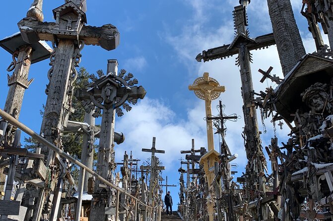 5,5 Hour Small Group Tour to Hill of Crosses from Riga - Eleja stop: a quick border moment (not a long detour)