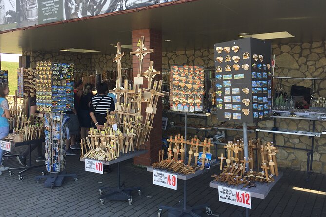 5,5 Hour Small Group Tour to Hill of Crosses from Riga - Comfort, timing, and the truth about the 5 hours 40 minutes