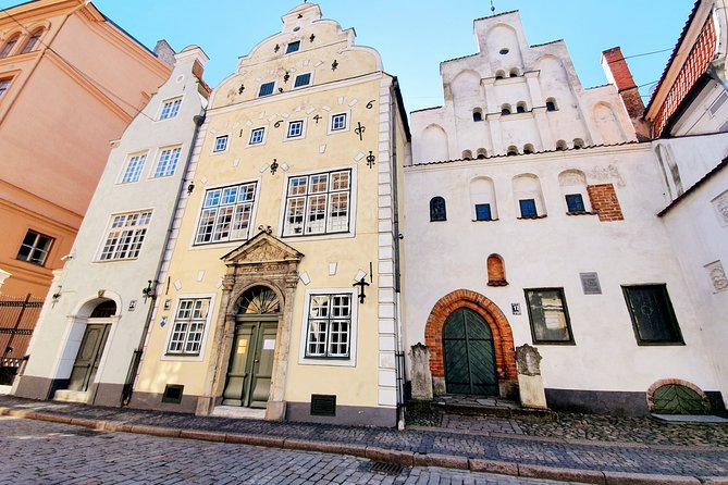 Best of Riga Walking Tour - Highlights and Hidden Gems - Pacing, walking surfaces, and who should book