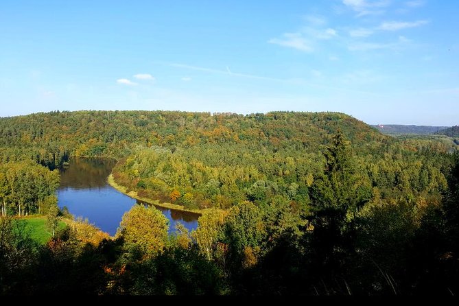 From Riga: Sigulda & Turaida Legends Group Tour - Stop 1: Castle of the Livonian Order in Sigulda