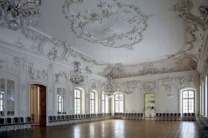 Full-Day Private Trip to Palace and Medieval Castle from Riga - A Private Palaces Day Trip From Riga That Feels Like Your Schedule