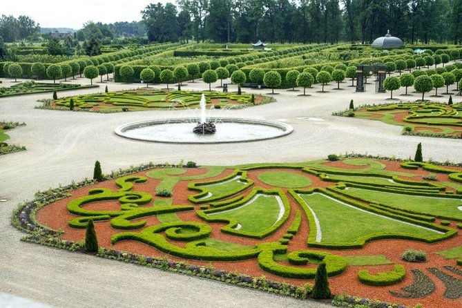 Half-Day Private Trip to Rundale Palace and Garden - Best Season, Best Expectations, and Who This Trip Fits