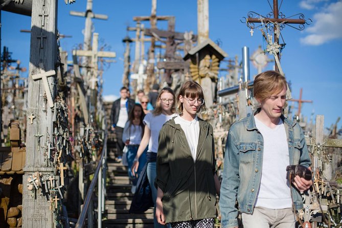 Hill of Crosses & Rundale Palace Tour - Guides like Laura and Daumants, and why it matters