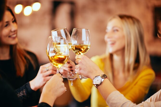 Latvian Wine Adventure: Discovering the Best of Baltic Wines - Tasting notes and surprising flavor combinations, what to pay attention to