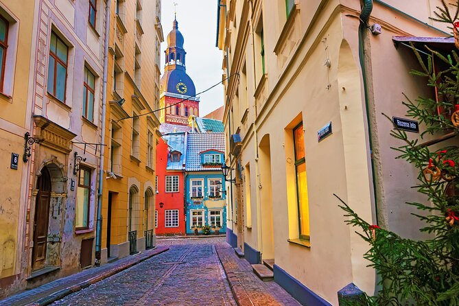Medieval Riga: Quest Experience - Starting at Bastejkalna Park, Ending at Gallery Bastejs
