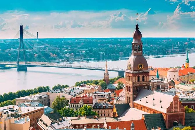 Old Town And Art Nouveau Walking Tour Of Riga - House of the Blackheads, Town Hall Square, and Riga Cathedral