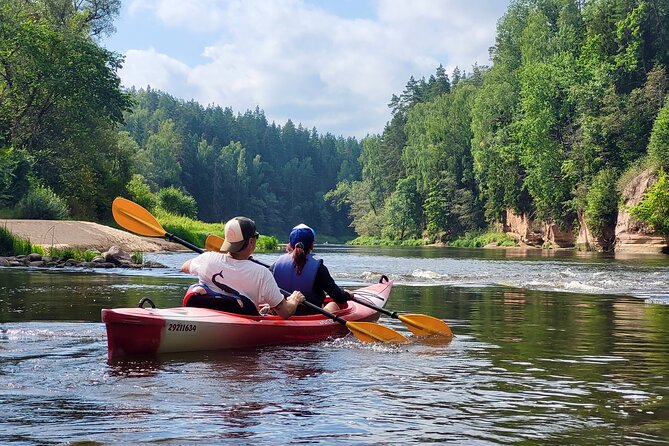 One-Day Kayaking Trip in Gauja River Valley - Morning pickup and the 8-hour schedule that actually adds up