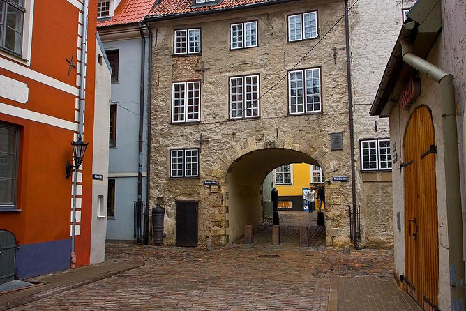 Private grand Riga city tour - Pickup, Wi-Fi, and bottled water: the comfort factor you notice fast