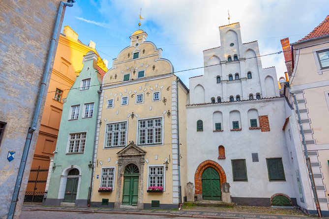 Riga Private Walking Tour - Starting at the House of the Black Heads, with cruise-friendly meet-up