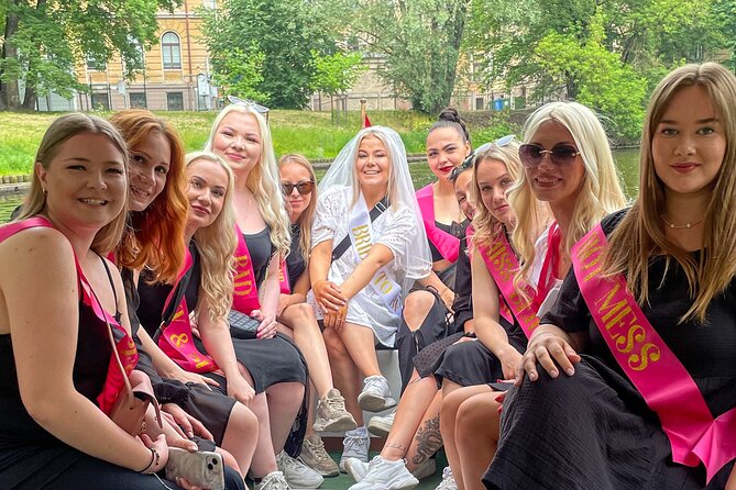 Riga Sightseeing Tour by Canal Boat with Audioguide - Freedom Monument and the Opera: Riga’s Power Points