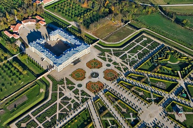 Riga to Vilnius - Sightseeing transfer - Price and value: what $459.81 buys your group