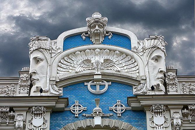 Riga walking guided Sightseeing tour - Stop 2: Strēlnieku iela for Art Nouveau That Actually Makes Sense