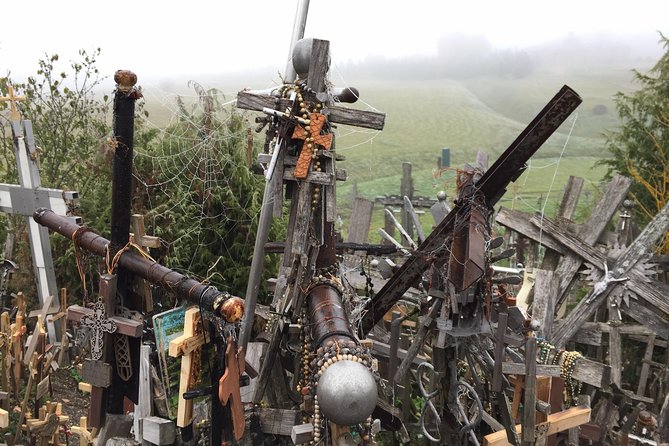 Sunrise at the Hill of Crosses - 2 countries in 1 day - Duration, pacing, and what a 5 to 6 hour tour really means